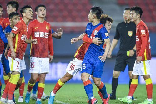 中超退役球员爆料视频播放,视频爆料背后的足球江湖风云  第1张